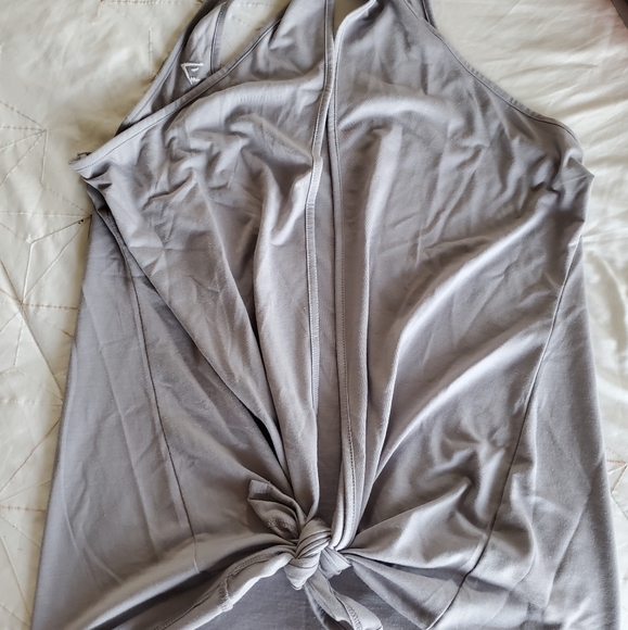 Gymshark open back tank - Picture 3 of 3